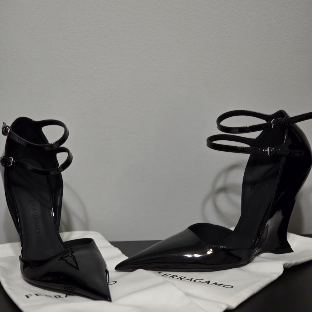 Salvatore Ferragamo White Dust Bags Set black patent leather, the shoes included - Picture 3 of 11